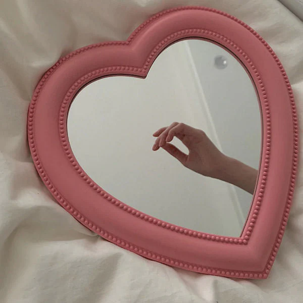 Heart Decorative Mirror - Image 3